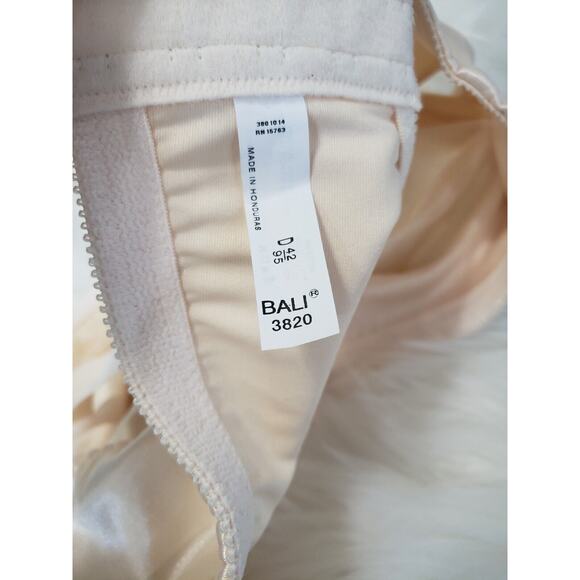 NEW BALI Size 42D NUDE Bra Wirefree All Around Flexible Support DF3820 Beige - Picture 7 of 7